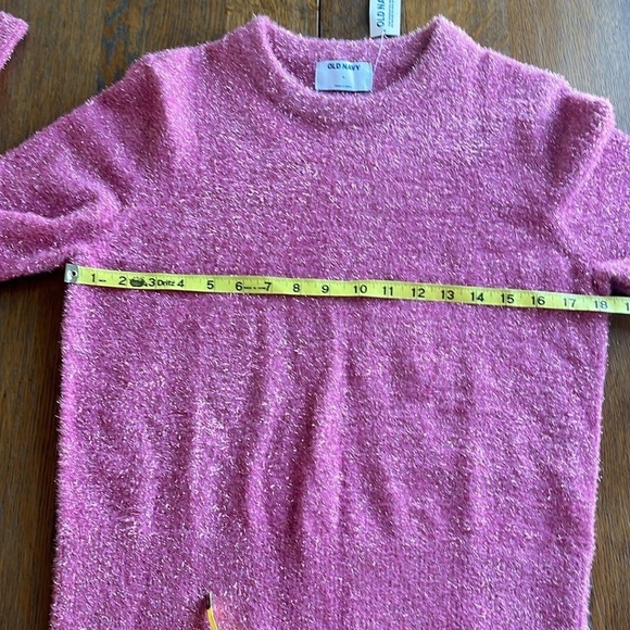 NWT Old Navy Eyelash Sweater Pink Glitter Size Medium Crew Neck Long Sleeves - Picture 7 of 13